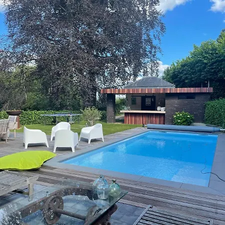 Le Clos Du Chatelain, Villa *